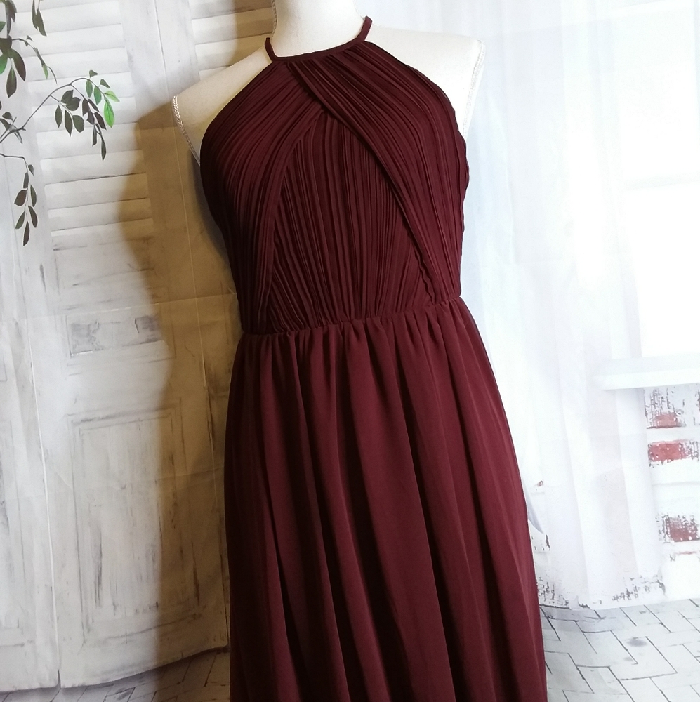 Levkoff burgundy flowy chiffon high neck open back formal wedding dress size 4